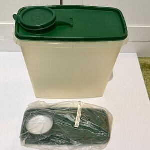 Vintage Tupperware Green Lid Cereal Food Storage Container.